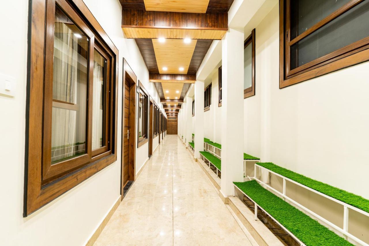 Hotel Woodland 奈尼塔尔 外观 照片