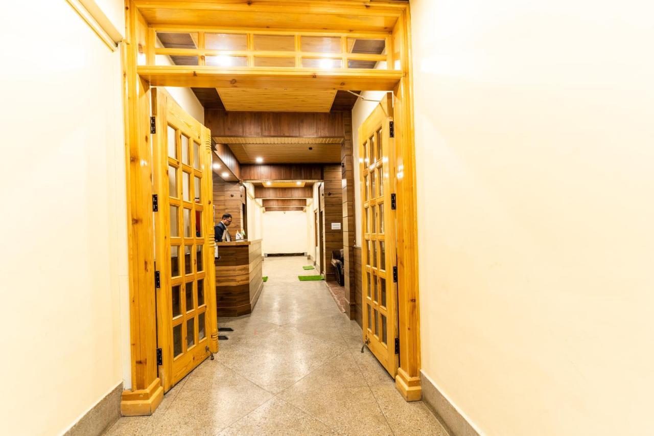 Hotel Woodland 奈尼塔尔 外观 照片