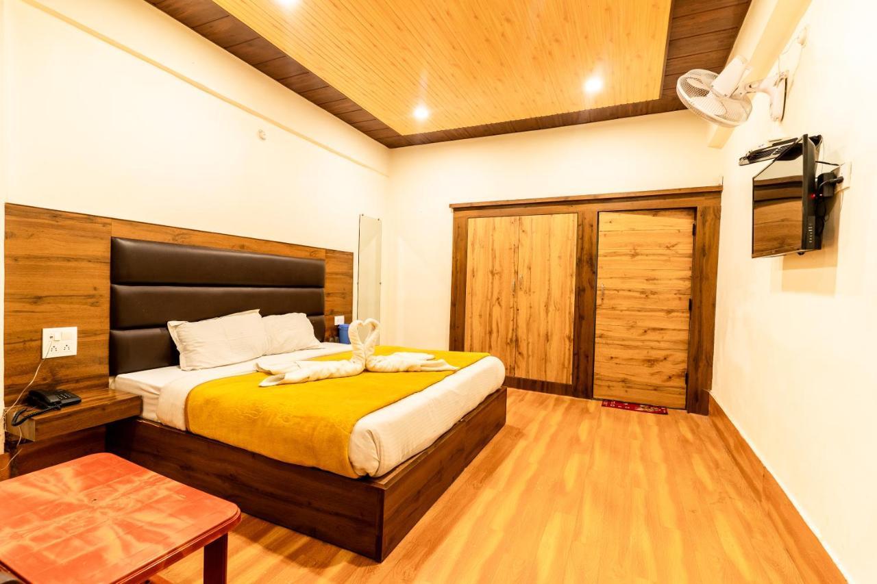Hotel Woodland 奈尼塔尔 外观 照片