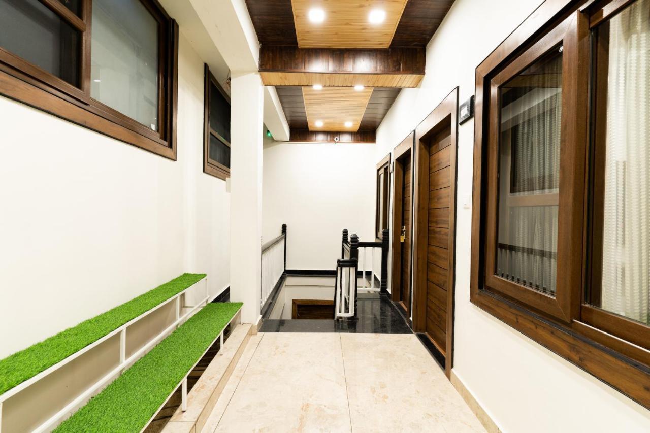 Hotel Woodland 奈尼塔尔 外观 照片