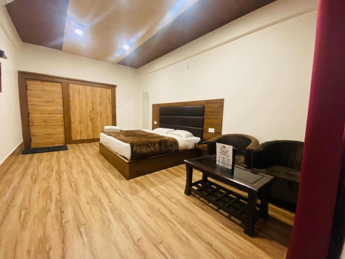 Hotel Woodland 奈尼塔尔 外观 照片