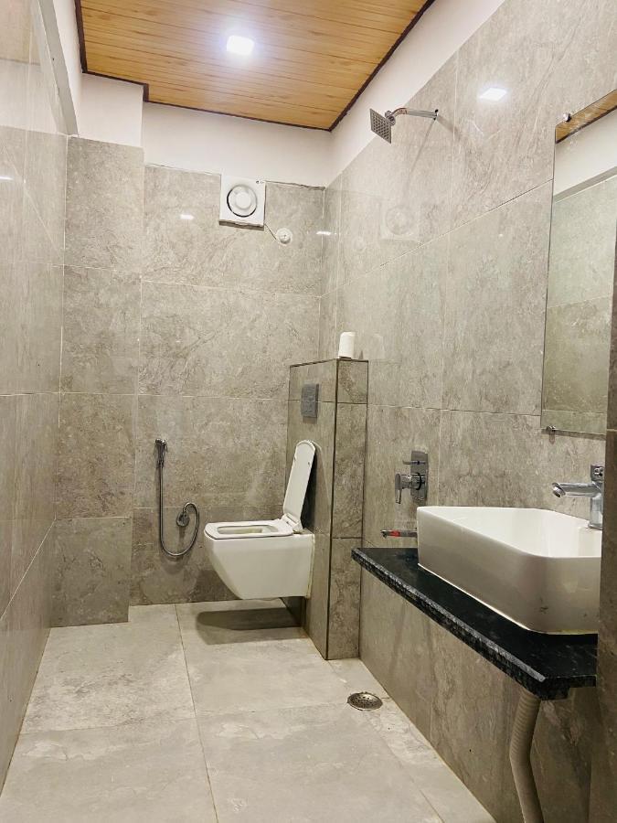 Hotel Woodland 奈尼塔尔 外观 照片